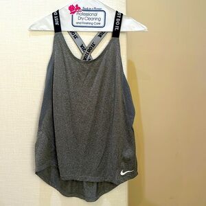 NWOT Nike just do it tank top